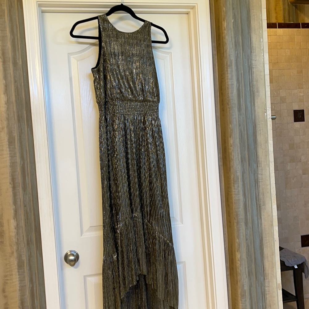 Banana republic dress beautiful gold and black